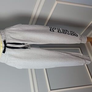 PINK VICTORIA'S SECRET Gray‎ Cropped Activewear Athleisure Jogger Sweatpants S